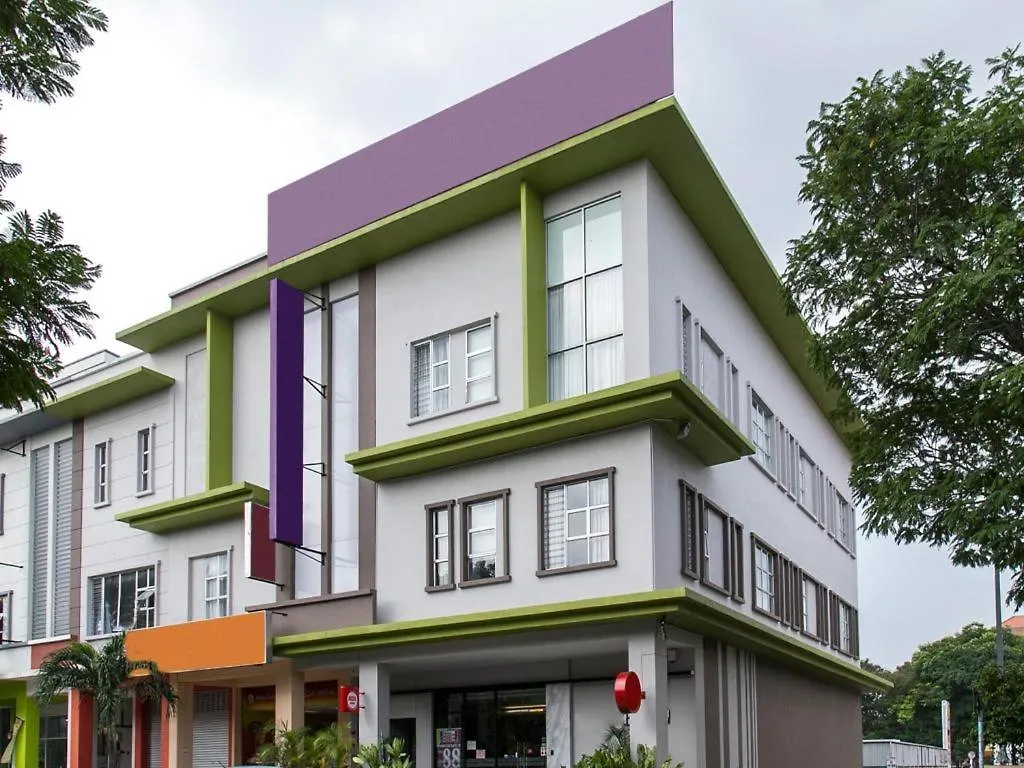 Oyo 223 D' Metro Hotel Shah Alam