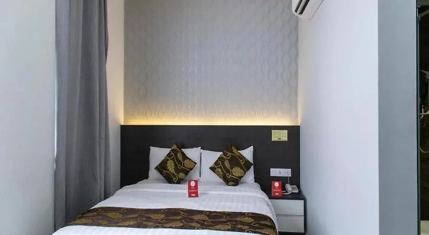 Oyo 223 D' Metro Hotel Σαχ Αλάμ