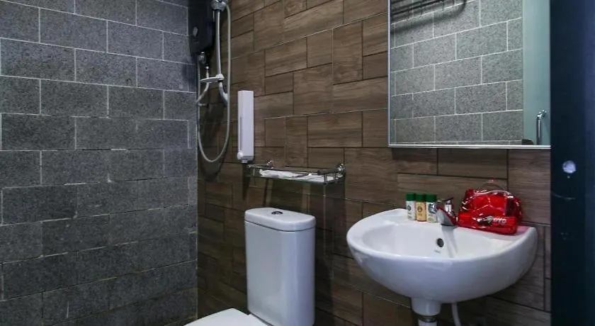 Oyo 223 D' Metro Hotel Shah Alam